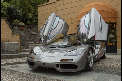 1995 McLaren F1 Coupé